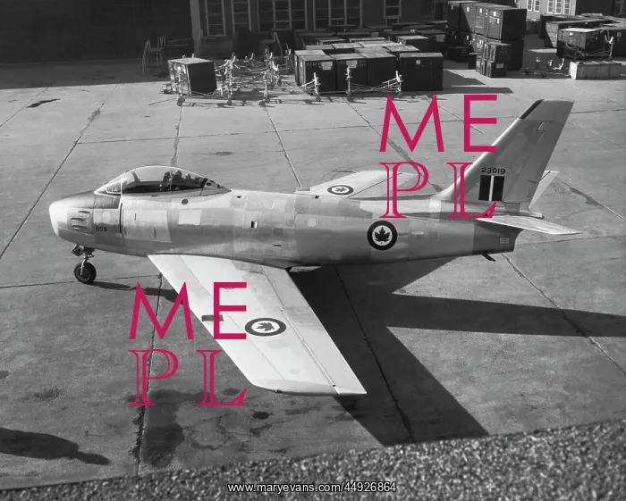 : North American F-86 Sabre : North American F-86 Sabre