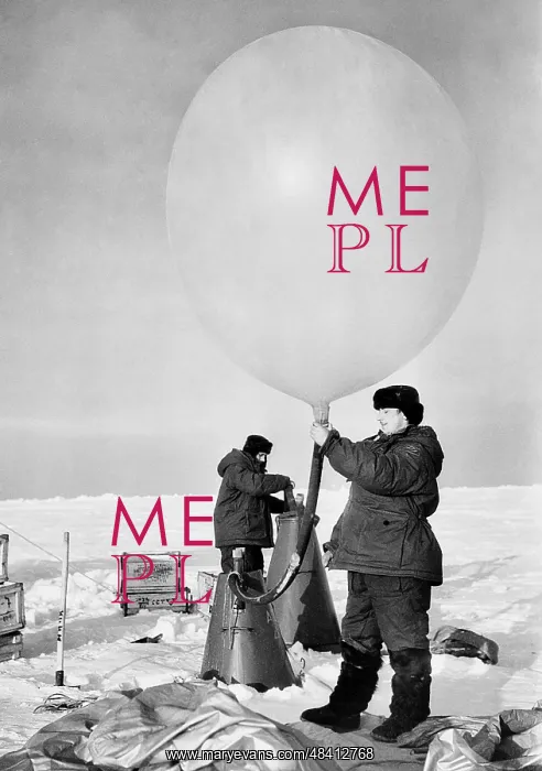 : North Pole-3 drifting ice station, 1954 : North Pole-3 drifting ice station, 1954