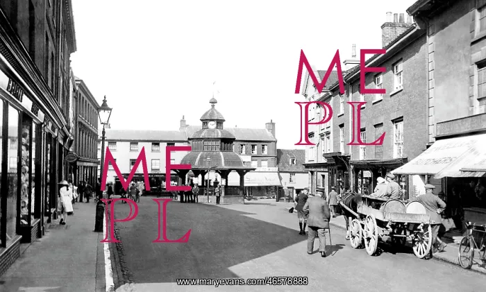  : North Walsham, Market Place 1921