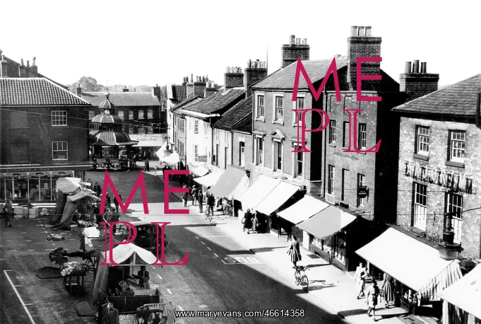  : North Walsham, Market Place c1955