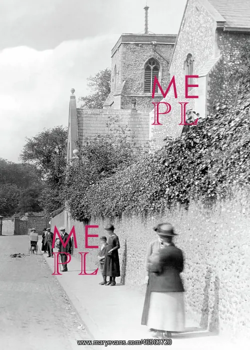 : Norwich, People in Bishopgate Street 1921 : Norwich, People in Bishopgate Street 1921
