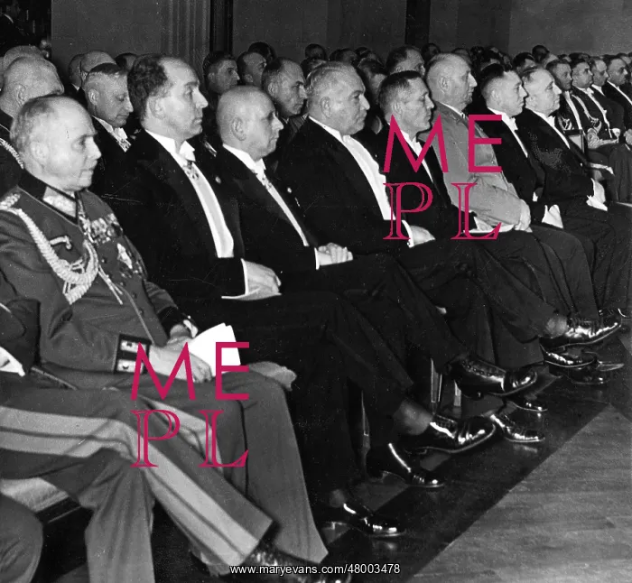 : Notables at the Day of the Air Force, 1938 : Notables at the Day of the Air Force, 1938