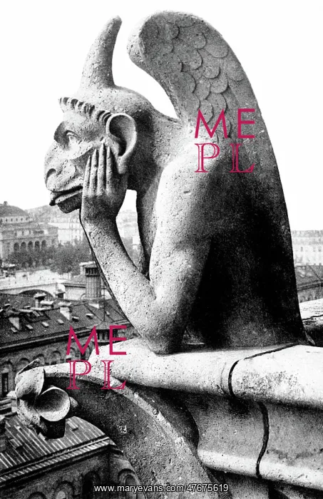 : Notre-Dame de Paris Gargoyle, 1918 : Notre-Dame de Paris Gargoyle, 1918