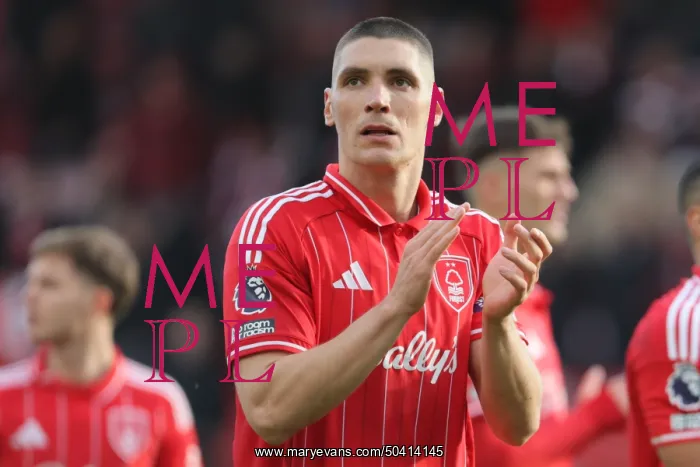 : Nottingham Forest v Liverpool - Premier League : Nottingham Forest v Liverpool - Premier League