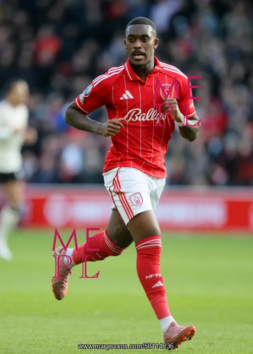 : Nottingham Forest v Liverpool - Premier League : Nottingham Forest v Liverpool - Premier League
