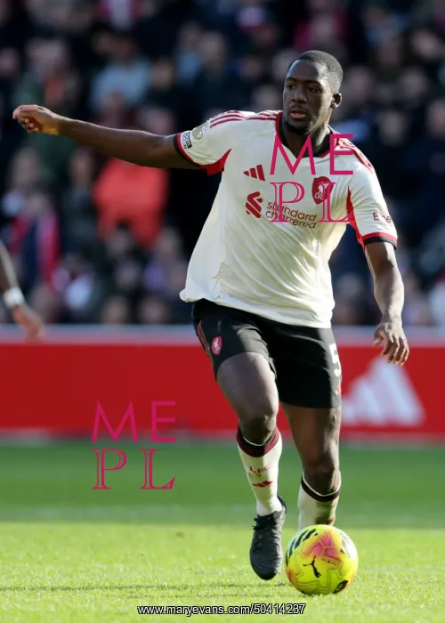 : Nottingham Forest v Liverpool - Premier League : Nottingham Forest v Liverpool - Premier League