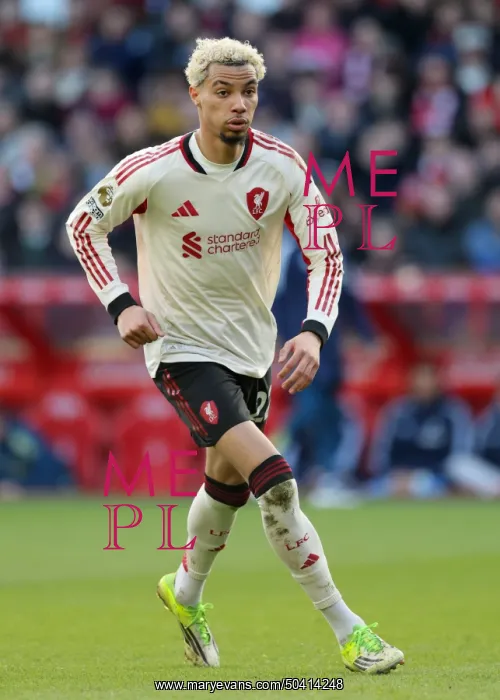 : Nottingham Forest v Liverpool - Premier League : Nottingham Forest v Liverpool - Premier League
