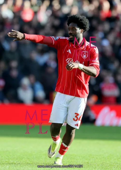 : Nottingham Forest v Liverpool - Premier League : Nottingham Forest v Liverpool - Premier League