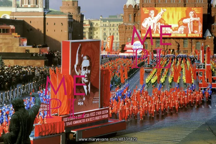 : November 7 parade in Red Square, 1980 : November 7 parade in Red Square, 1980