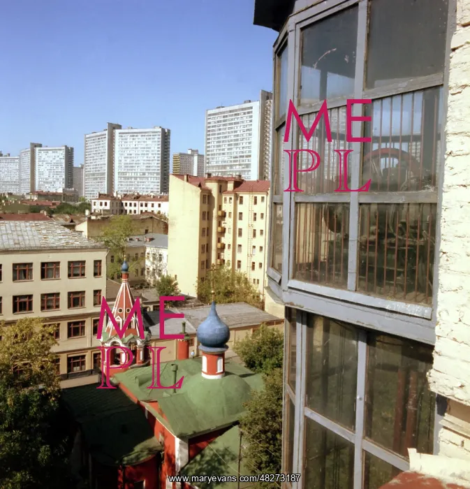 : Novy Arbat Street in Moscow, 1992 : Novy Arbat Street in Moscow, 1992
