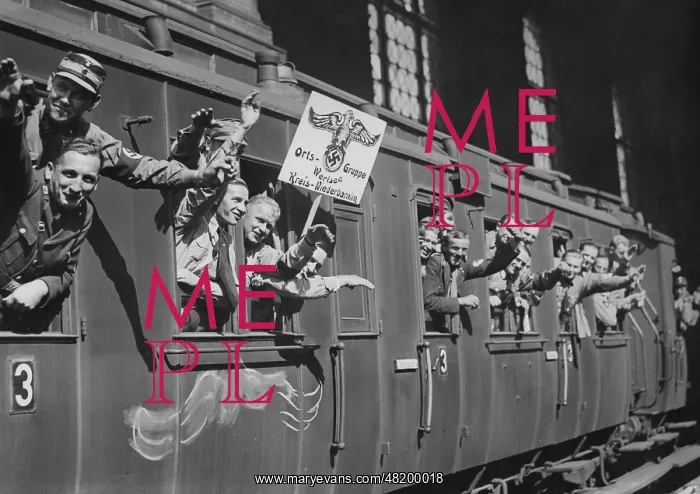 : NSDAP local group on the way to the Ralley of Vitory, 1933 : NSDAP local group on the way to the Ralley of Vitory, 1933