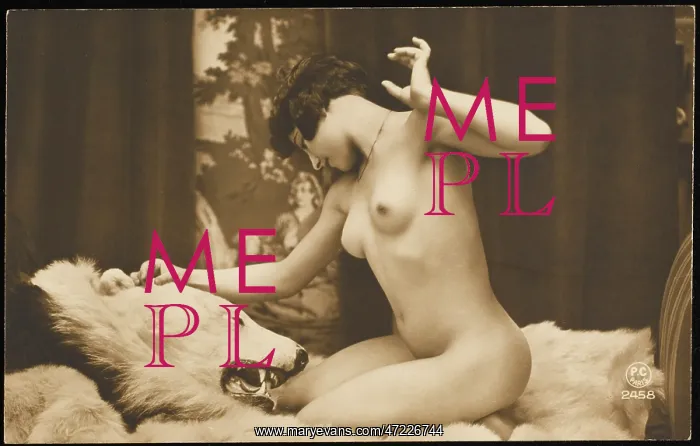  : NUDE ON BEAR SKIN