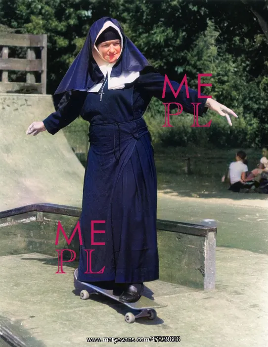 : Nun on a skateboard : Nun on a skateboard