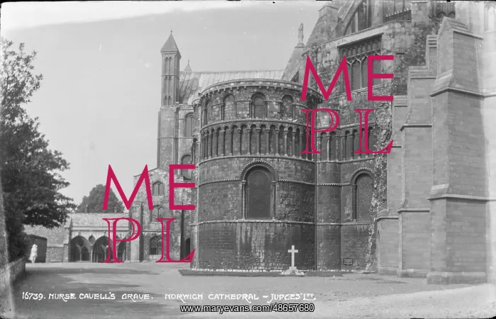 : Nurse Cavell's Grave at Norwich Cathedral : Nurse Cavell's Grave at Norwich Cathedral