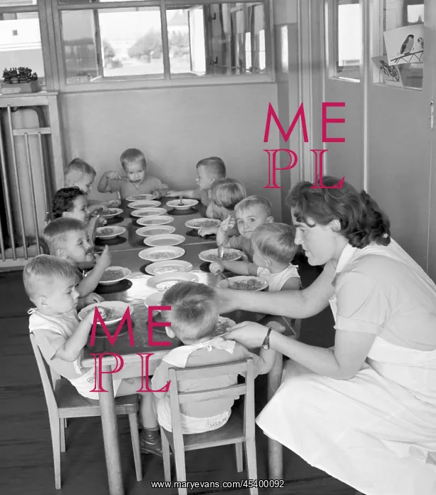 : Nursery - daycare - children - lunch : Nursery - daycare - children - lunch