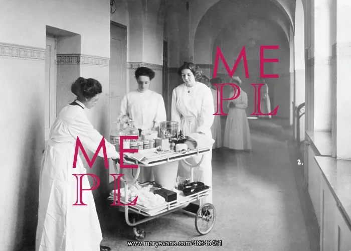 : Nurses, 1914 : Nurses, 1914