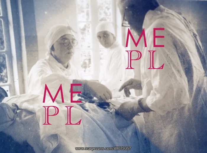 : Nurses assisting doctor during surgery : Nurses assisting doctor during surgery