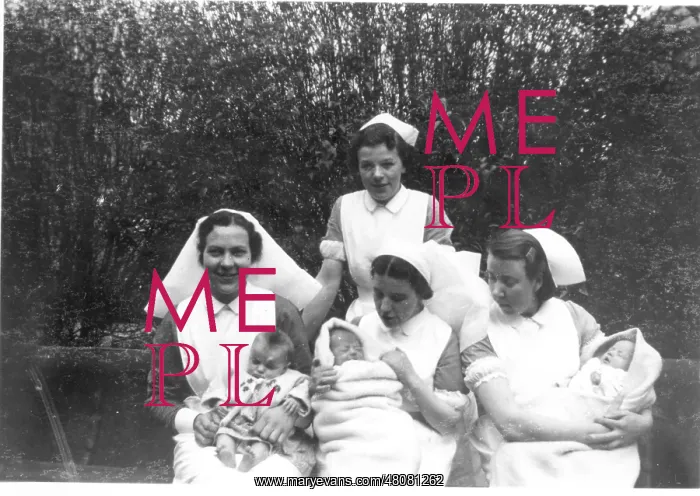 : Nurses and babies outdoors : Nurses and babies outdoors