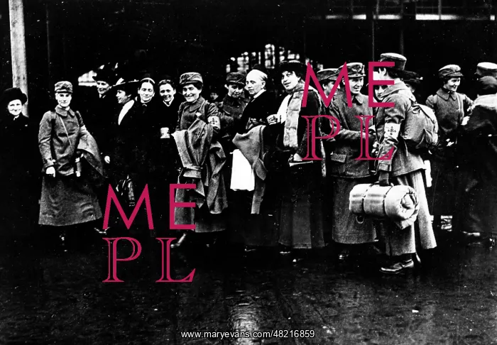 : Nurses in Berlin, 1914 : Nurses in Berlin, 1914