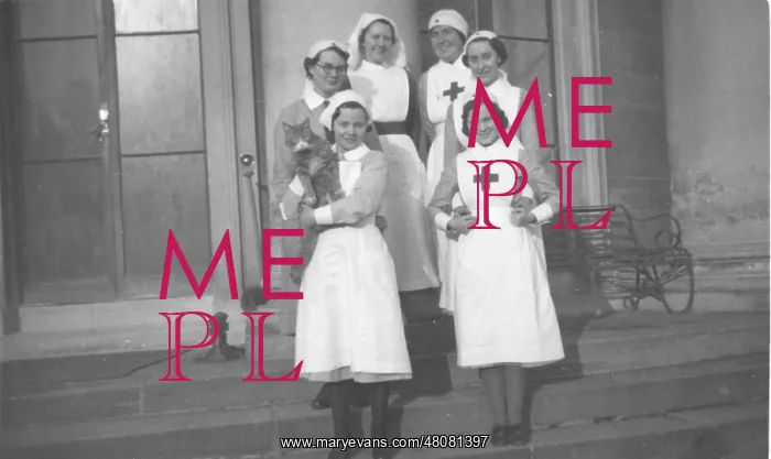 : Six nurses and cat, Montgomery House, Mauchline : Six nurses and cat, Montgomery House, Mauchline