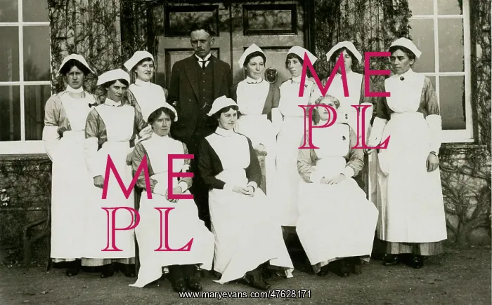 : Nurses & Doctor, Quex Park : Nurses & Doctor, Quex Park