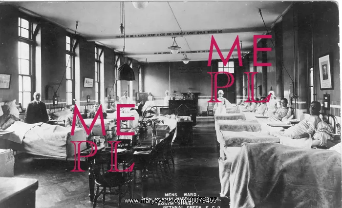 : Nurses on male ward : Nurses on male ward