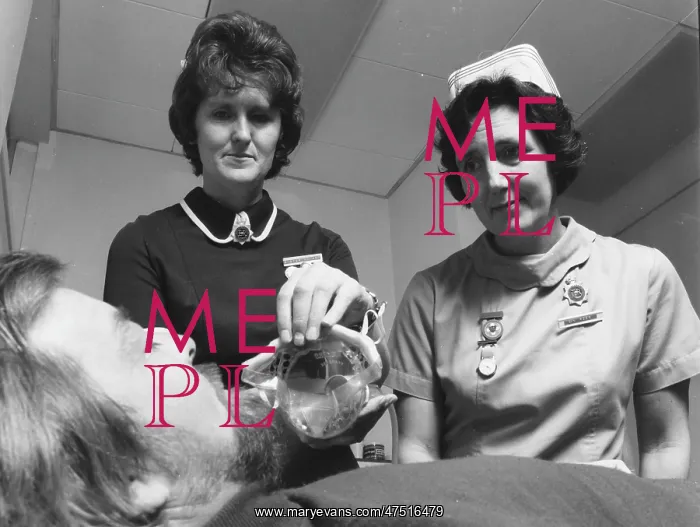: Nurses and patient at the Medical Centre, Hendon : Nurses and patient at the Medical Centre, Hendon