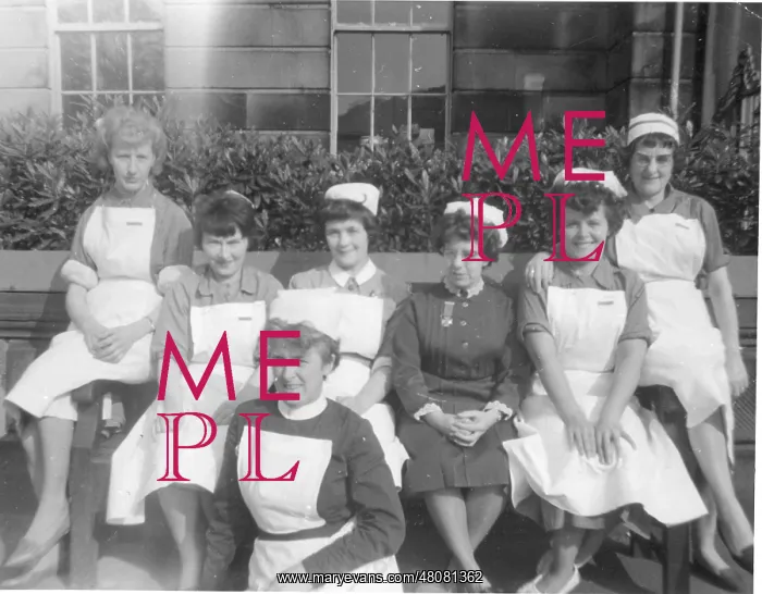 : Nurses, sister, matron outdoors : Nurses, sister, matron outdoors