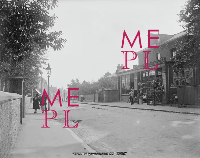 : Nuxley Road, Belvedere : Nuxley Road, Belvedere