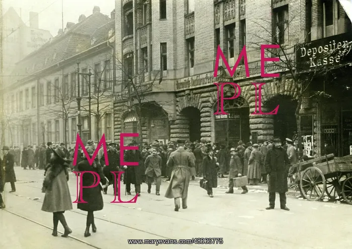 : The occupied Vorwaerts building in the Lindenstrasse, 1919 : The occupied Vorwaerts building in the Lindenstrasse, 1919