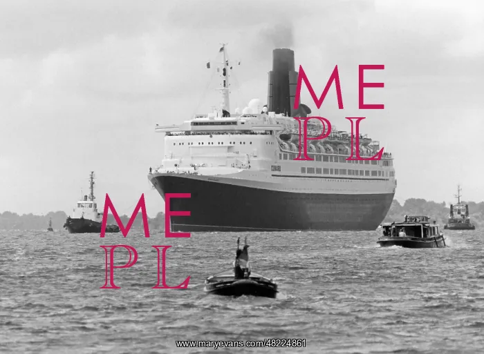 : Ocean liner Queen Elizabeth 2 : Ocean liner Queen Elizabeth 2