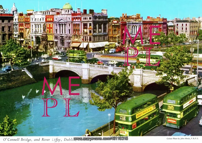 : O'Connell Bridge and River Liffey, Dublin, Ireland : O'Connell Bridge and River Liffey, Dublin, Ireland