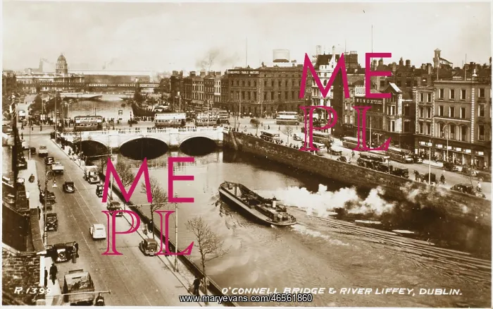 : O'Connell Bridge and River Liffey, Dublin, Ireland : O'Connell Bridge and River Liffey, Dublin, Ireland