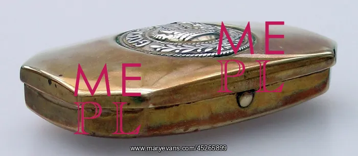 : Octagonal hinged tin with a German Gott Mit Uns badge : Octagonal hinged tin with a German Gott Mit Uns badge