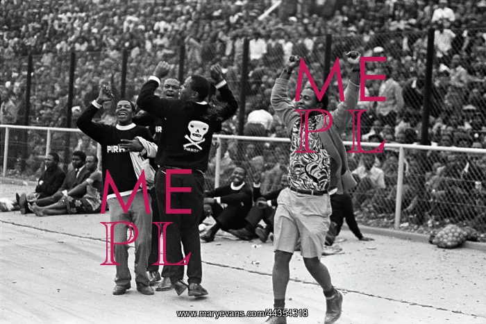  : October 24 1971 - Pirates supporters. Bucs supporters