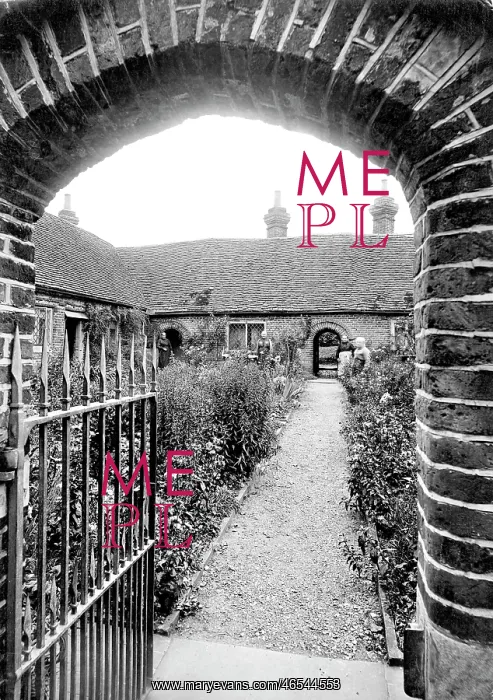  : Odiham, Almshouse Gateway 1910