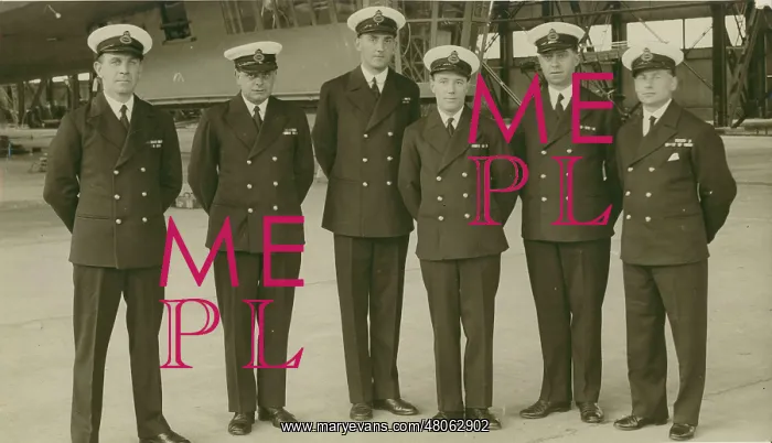 : The officers which left Canada aboard the R100 : The officers which left Canada aboard the R100