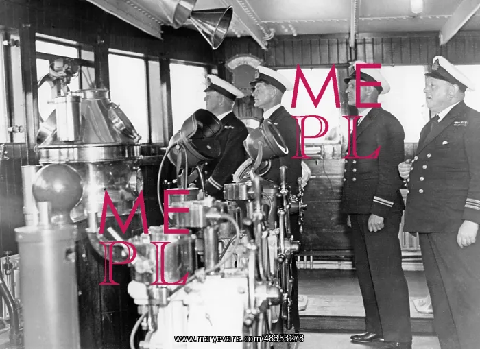 : Officers of the Queen Mary, 1936 : Officers of the Queen Mary, 1936