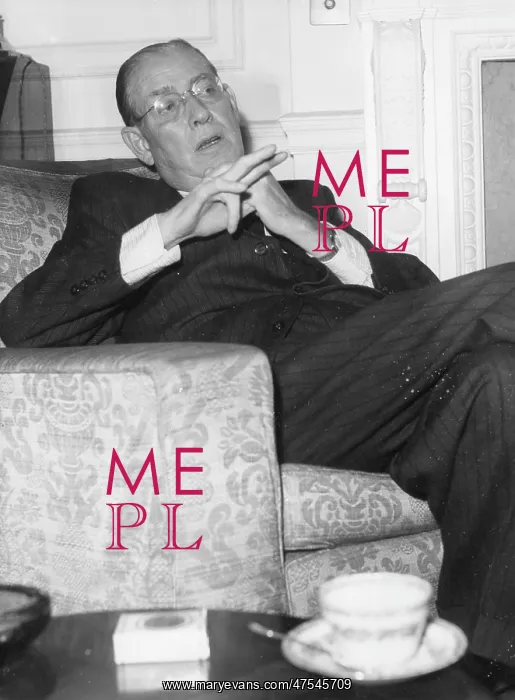 : Ogden Nash, popular American poet : Ogden Nash, popular American poet