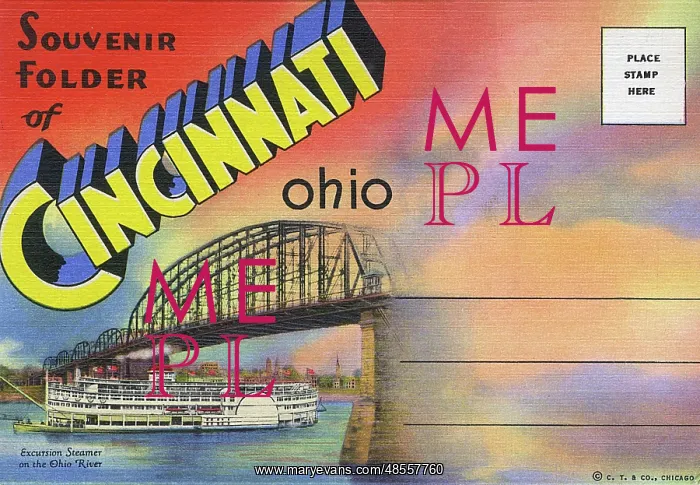 : Ohio River with excursion steamer, Cincinnati, Ohio, USA : Ohio River with excursion steamer, Cincinnati, Ohio, USA
