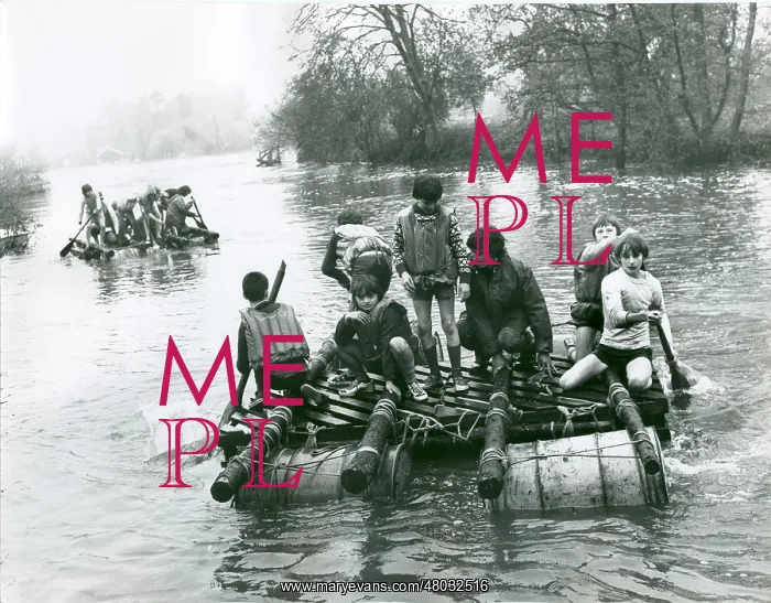 : Oil drum raft racing, Longridge Centre : Oil drum raft racing, Longridge Centre