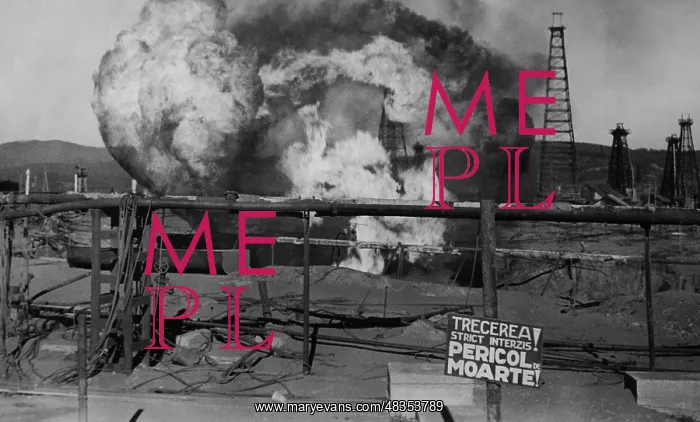 : Oil field at Ploiesti, 1930 : Oil field at Ploiesti, 1930