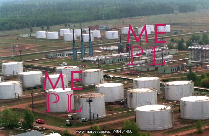 : Oil gathering station in Bashkiria, 1998 : Oil gathering station in Bashkiria, 1998