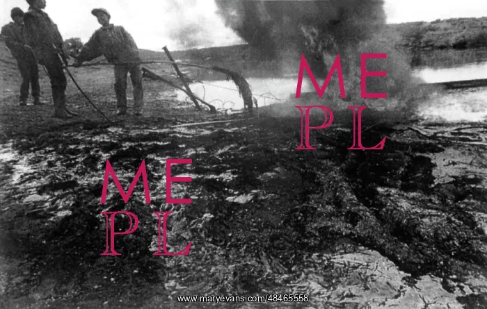 : Oil pipeline break in Bashkiria, 1999 : Oil pipeline break in Bashkiria, 1999