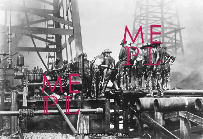: Oil well in Texas, 1926 : Oil well in Texas, 1926