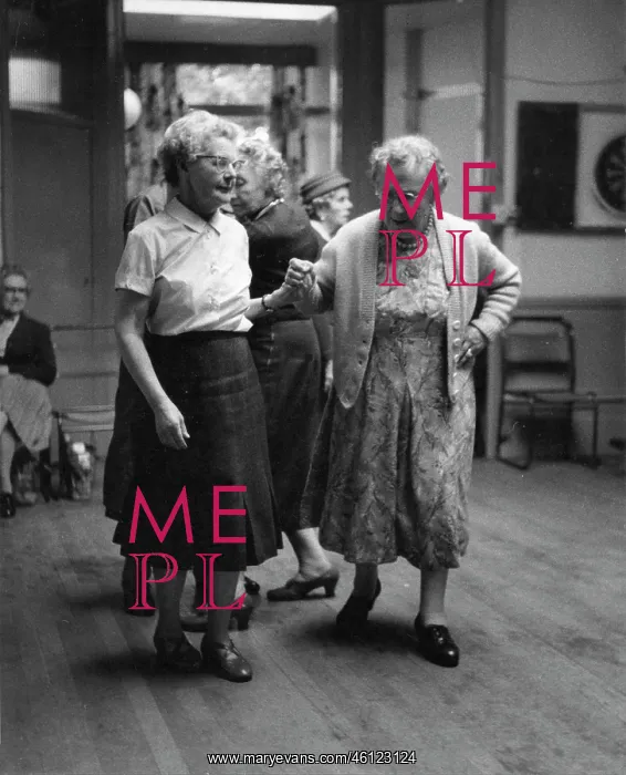  : Old-aged people dancing in a club