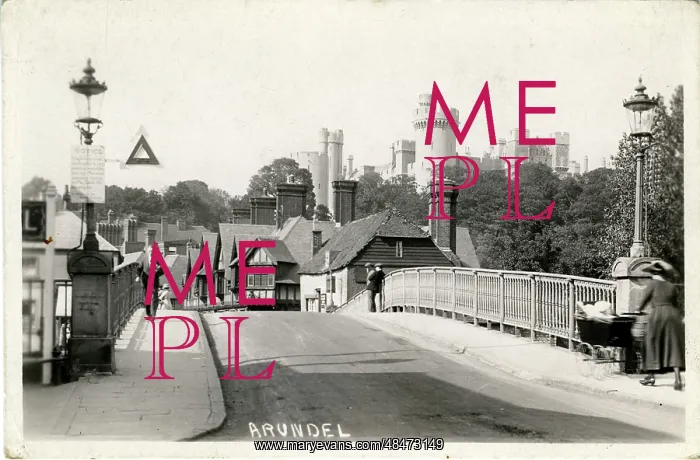 : The Old Bridge, Arundel, England : The Old Bridge, Arundel, England