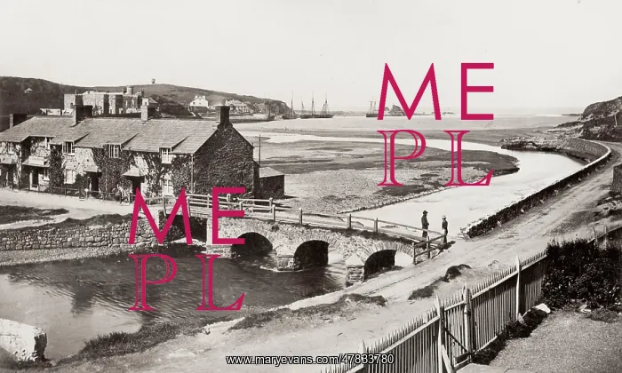 : The old bridge, Bude, Cornwall, England : The old bridge, Bude, Cornwall, England