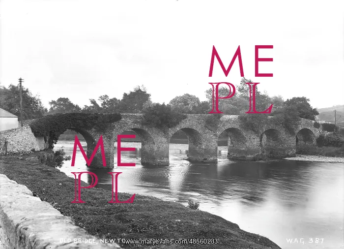 : Old Bridge, Newtownstewart, Co Tyrone : Old Bridge, Newtownstewart, Co Tyrone