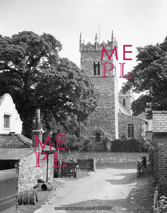 : OLD CLEE CHURCH : OLD CLEE CHURCH